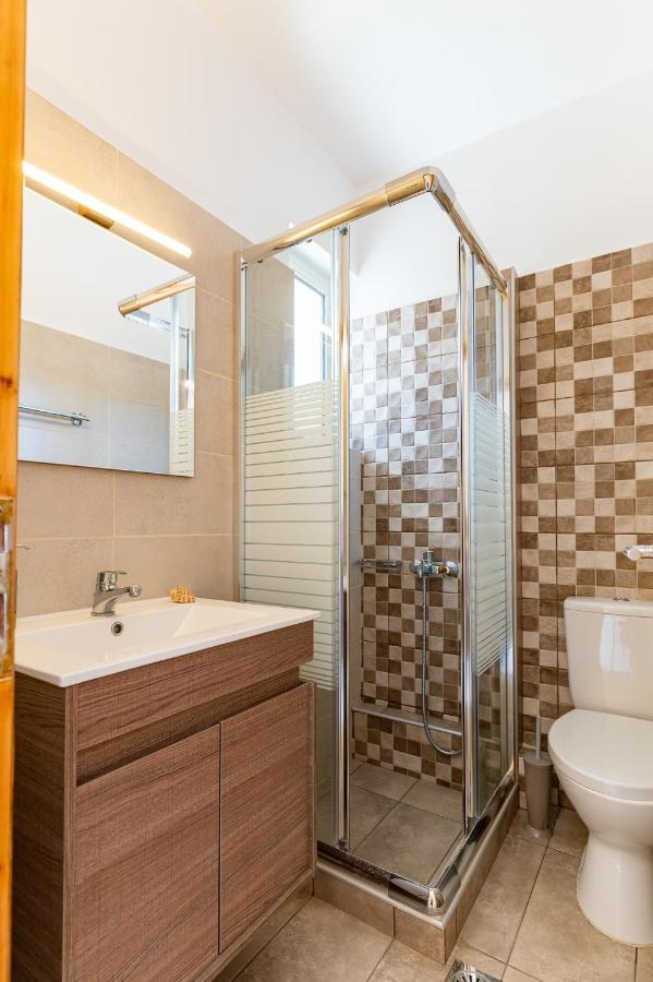Ο Μόλος Appartement Marmari  Buitenkant foto
